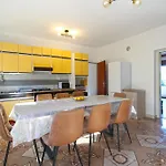 Mare 826 Apartmán *