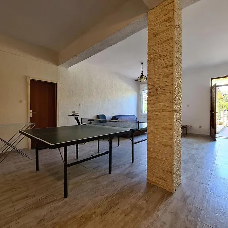 Mare 826 Pula