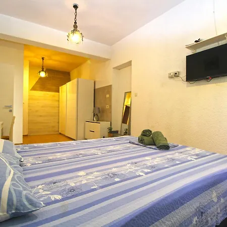Mare 826 Apartment